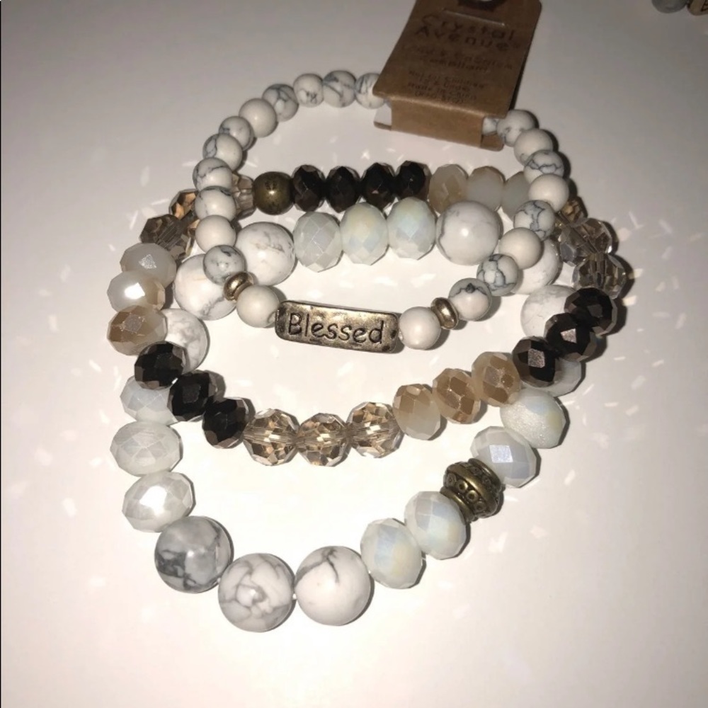 Three Stone Set - Picture 2 of 2